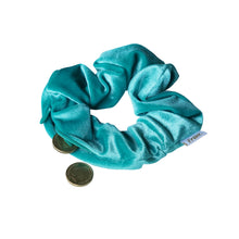 Load image into Gallery viewer, Pocket Hair Scrunchie
