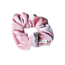 Load image into Gallery viewer, Pocket Hair Scrunchie
